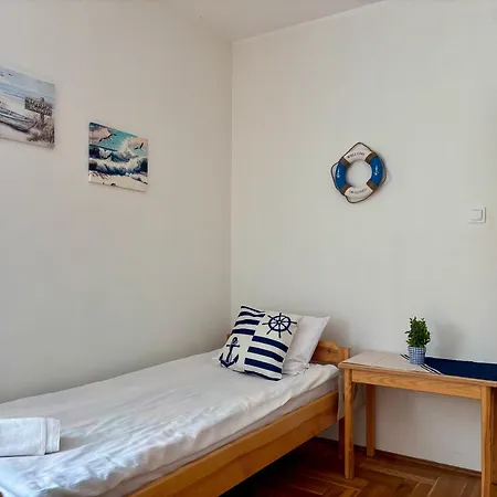 Hotel Dom W Jastrzebiej Gorze Jastrzębia Góra